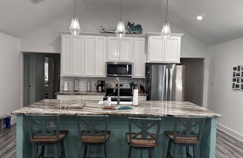 Hackberry House | Hackberry Hooker - Private Canal