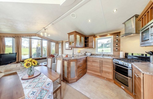 Tyn-y-Gongl Cottage | Hafod Caravan - UK45717