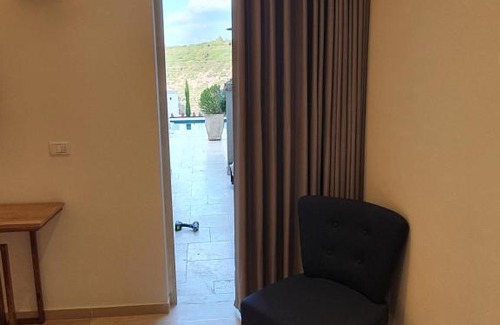 Zikhron Ya'aqov House | HAIM SUITS