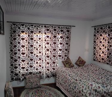 Pahalgam House | Hakeem Homestay
