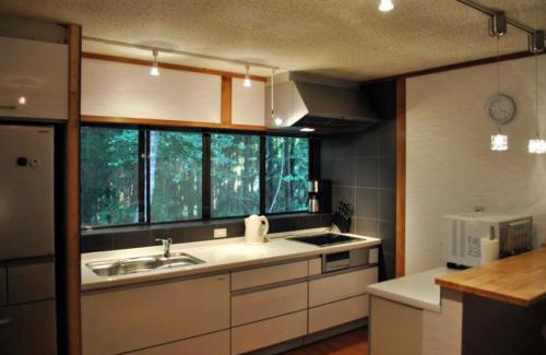 Iida Ski Chalet | Hakuba Forest House by JAMSZ ROYALE