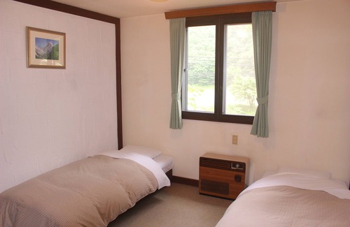 Iida Bed & Breakfast | Hakuba Goryu Pension Kurumi