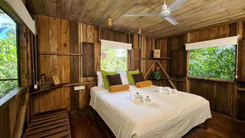 Archidona Cabin | Hakuna Matata Amazon Lodge