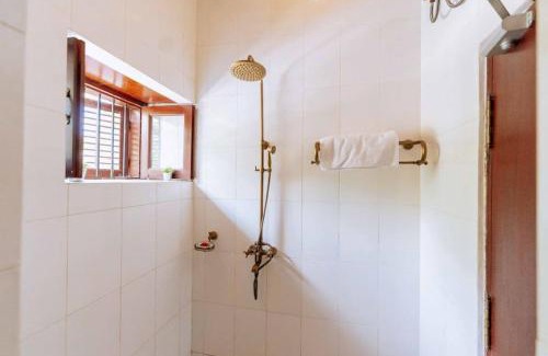 Stone Town Apartment | Hakuna Matata at Train's House