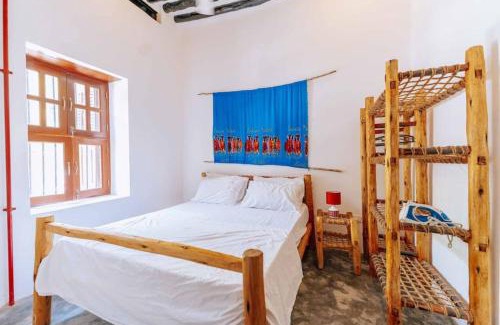Stone Town Apartment | Hakuna Matata at Train's House