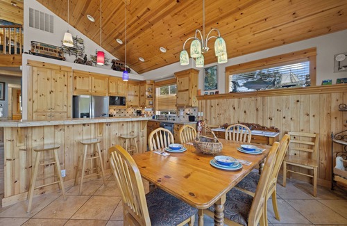Manzanita House | Half Block to Beach and Golf, Hot Tub, Pool Table, Game Room, and More!