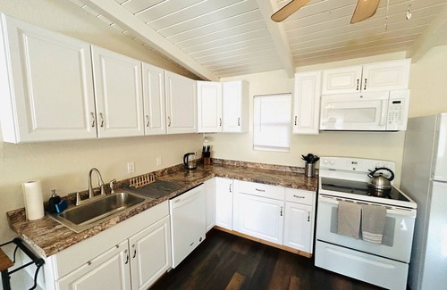 Mariposa House | Half Dome Hideout