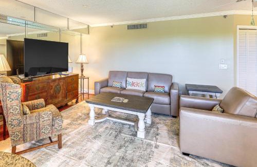 Jupiter Apartment | Half-Mi to Jupiter Beach Condo with Ocean Views!
