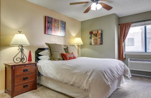 Englewood Apartment | Half-Mi to Light Rail Greenwood Village Studio