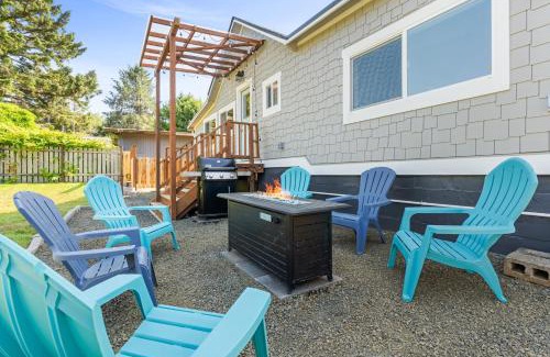 Copalis Beach House | half Mi to Ocean Copalis Beach Hideaway!