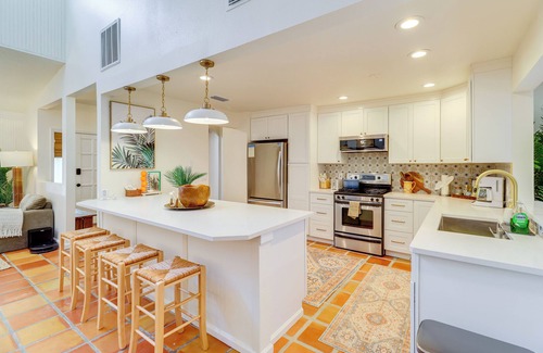 Floridana Beach House | Half-Mi to Private Beach: Floridana Beach Getaway