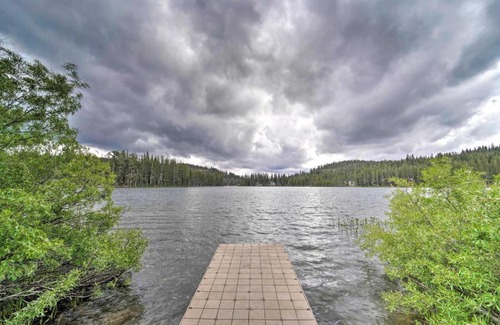 Soda Springs House | Half-Mi to Trails Rustic Soda Springs Cabin!