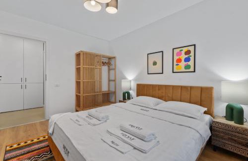 Sector 3 Apartment | HALFOFME Properties