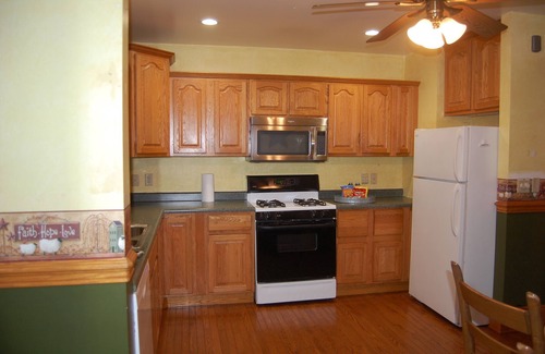 Youngstown House | Halfway between New York and Chicago