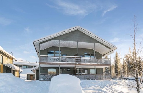 Kehys-Kainuu House | Hallan Karhu C, Paritalo by Interhome