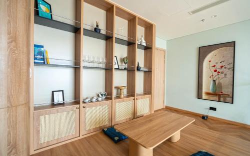 Bai Chay Apartment | HaLong Bayfront Duplex Apartment