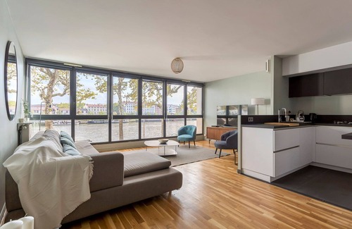 5th Arrondissement Apartment | Hamac Suites - Quai des étroits - Vue sur Saône