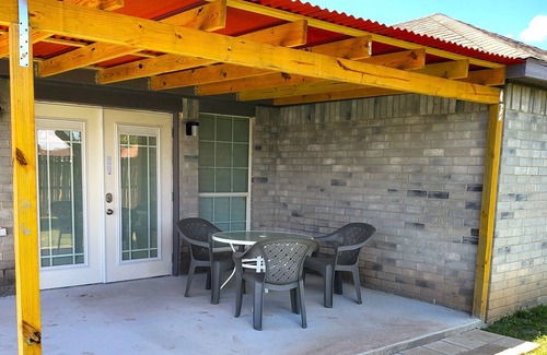 Brownsville House | Hamburg Retreat - 3BD/2BA Home, Private Yard!