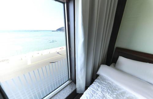 Jocheon House | Hamduk Pungkyungchae Pension