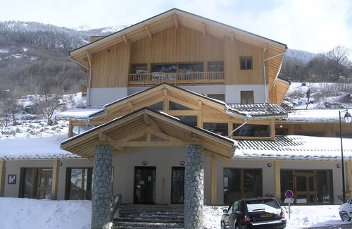Orelle Apartment | Hameau 3 002 - SPA & PISCINE appartement 4 pers