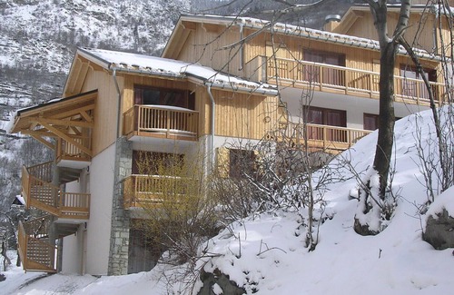 Orelle Apartment | Hameau 8 201 - SPA & PISCINE studio 4 pers.