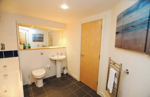 Saint Paul's Apartment | Hamilton Court 1.5 Bedroom