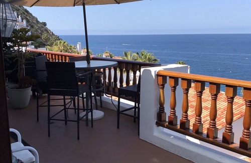 Avalon Condo | Hamilton Cove Panoramic Ocean View Condo # 2/32