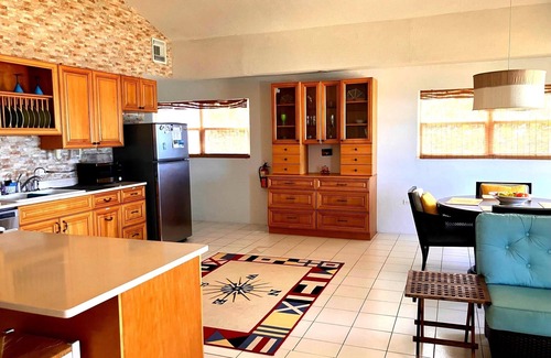 Tibbett's Turn House | Hammock Moon - Two Bedroom House Directly on Beach with Gazebo