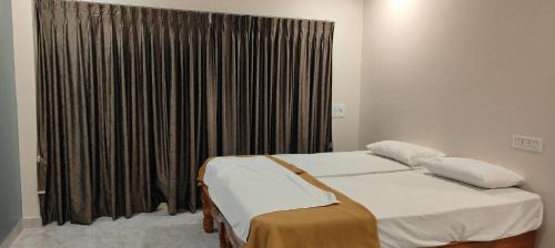 Kamalapur House | Hampi Green Hills Guest House