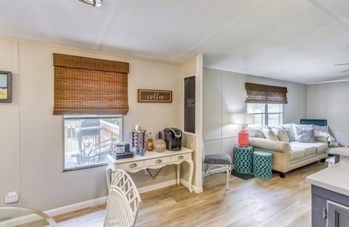 Hampstead House | Hampstead Getaway - 5 Miles to Beaches!
