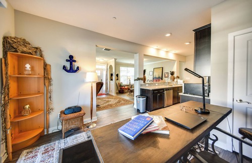 Hampton Condo | Hampton Condo, Close to Beaches!
