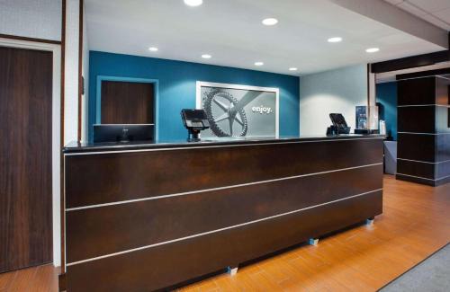 Parkdale Hotel | Hampton Inn Cincinnati Northwest Fairfield