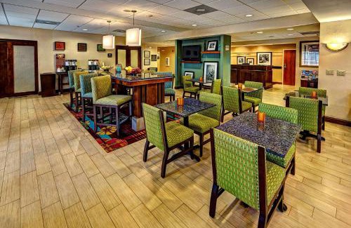 Manning Hotel | Hampton Inn Manning