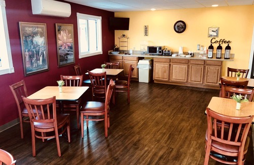 Camp Hill Hotel | Hampton Inn (not a Hilton Affiliate) Camp Hill - Harrisburg SW