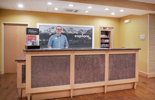Lone Tree Hotel | Hampton Inn & Suites Denver/South-RidgeGate