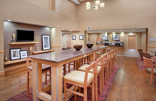 Lone Tree Hotel | Hampton Inn & Suites Denver/South-RidgeGate