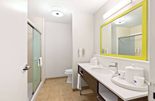 Canton Hotel | Hampton Inn & Suites Canton