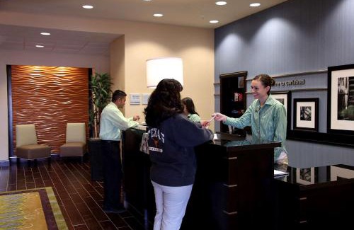 Carlsbad Hotel | Hampton Inn & Suites Carlsbad