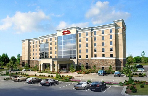 Crabtree Hotel | Hampton Inn & Suites Crabtree