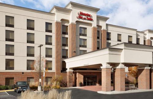 Hartford Hotel | Hampton Inn & Suites East Hartford