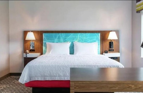 Howell Hotel | Hampton Inn & Suites Howell