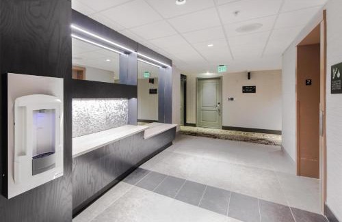 Umstead Hotel | Hampton Inn & Suites Raleigh-Durham Airport-Brier Creek