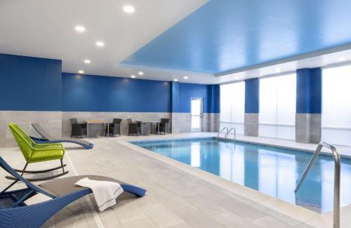 St. Charles Hotel | Hampton Inn & Suites St Charles Old Town Area, Mo