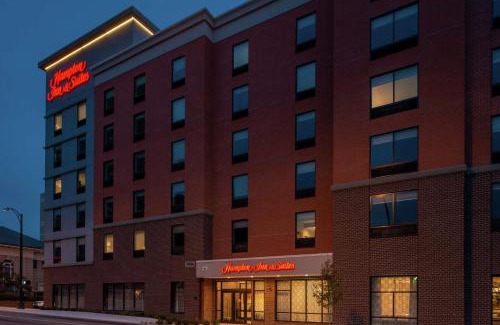Winston - Salem Hotel | Hampton Inn & Suites Winston-Salem Downtown