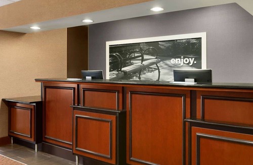 Fairlawn Hotel | Hampton Inn Akron-Fairlawn
