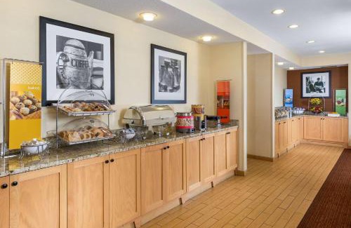 Zanesville Hotel | Hampton Inn Zanesville