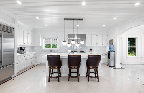 Hampton Bays House | Hamptons waterfront gem!