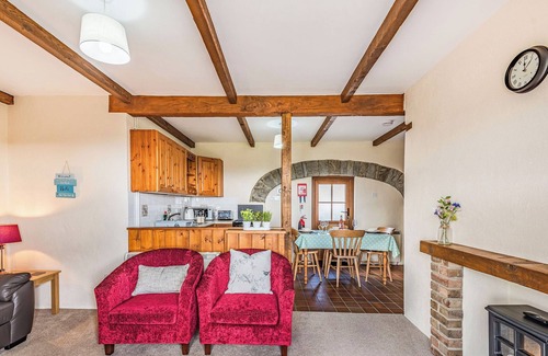 Stepaside Cottage | Hand picked for its character and close proximity to the beach.