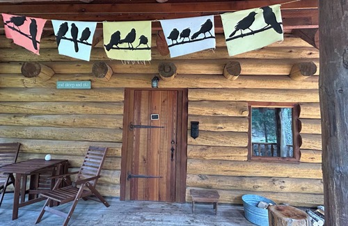 Bend Cabin | Handbuilt Cabin in Bend near Tumalo Falls