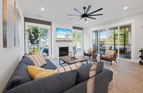 Mayhew House | Hanesbee Escape